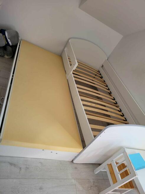 Oddam łóżko za kawę i czekoladę