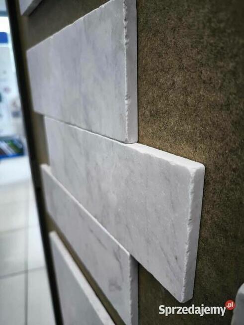 Cegiełki Marmurowe Royal White Bębnowane 30,5x10x1 cm