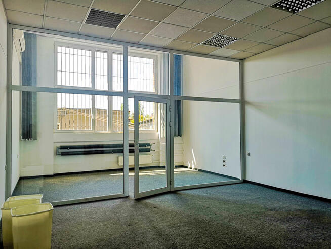Do wynajęcia biuro 50 m2 klimatyzowane Fabryczna