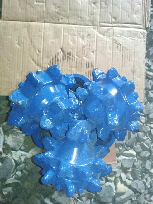 Gryzer swider 215,9 - IADC 127- zamknięte łożyska