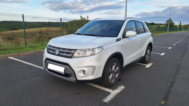 Sprzedam Suzuki Vitara 1.6 Premium 4WD 120KM 2018 r.
