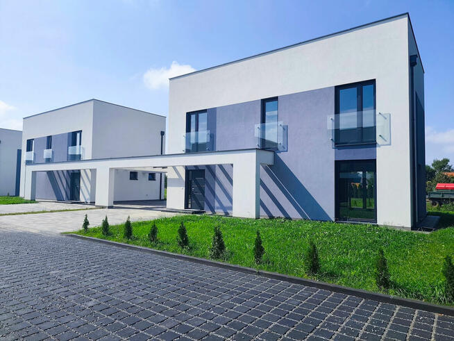 REZERWACJA NOWY DOM W KROŚNIE!