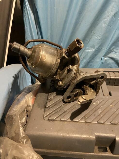 Pompa Paliwa ŻUK NYSA WARSZAWA Orginał lata 80 te używana sp