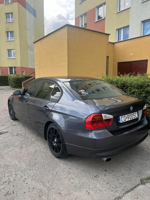 BMW E90