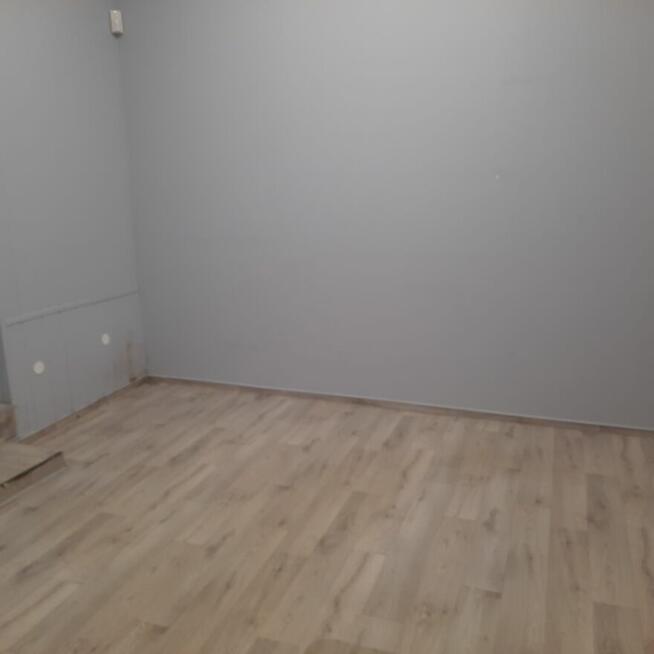 30-metrowy, biurowo-magazynowy, Starówka