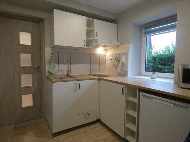 Do wynajęcia jasna kawalerka, Staszica 1