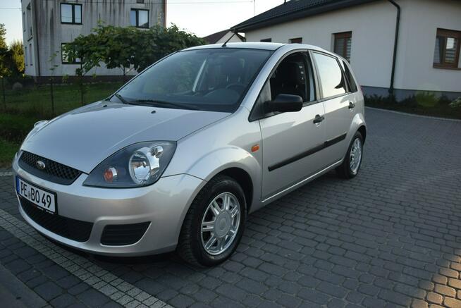 Ford Fiesta 1.4B Automat/ Alufelgi/ Klima/ Czujniki Parkowania/ Sprowadzony
