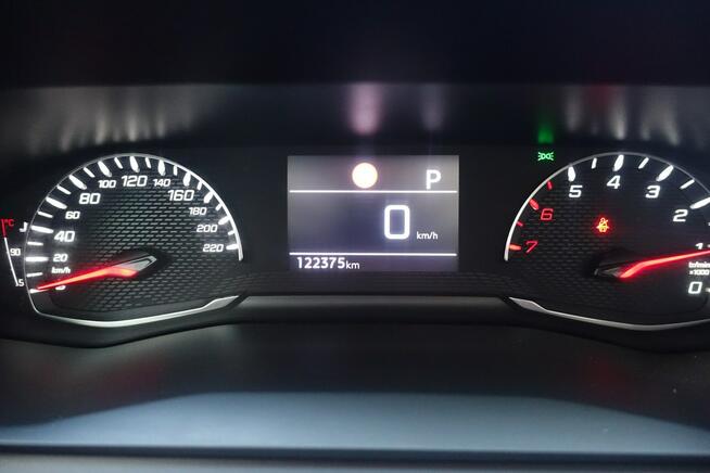 Peugeot 2008 FV 23%*Automat*Org. Lakier*Pełny Serwis* 1.2 Benz 130KM*Gwarancja