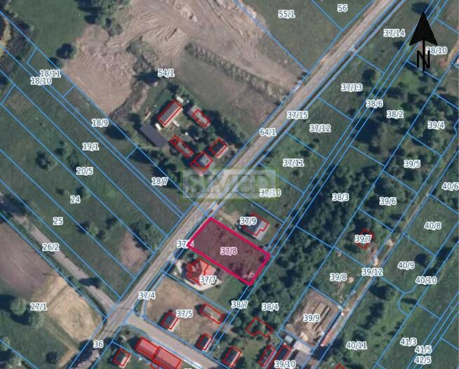 Działka budowlana przy drodze asfaltowej