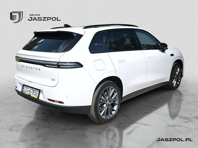 Leapmotor C10 Reev C10 hybryda plug-in , napęd elektryczny wersja Design