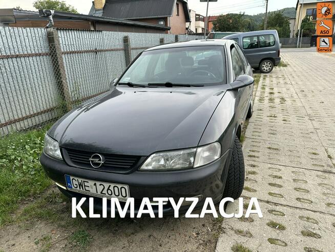 Opel Vectra Hak, klimatyzacja, tapicerka welurowa, przegląd na rok, zadbany stan