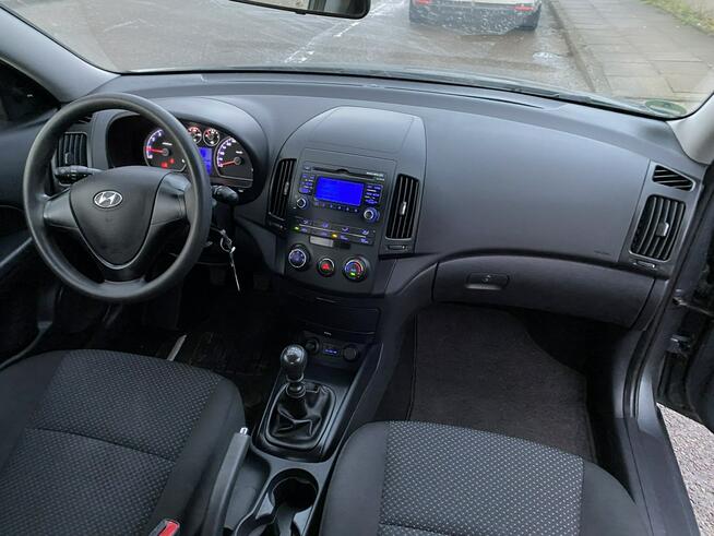 Hyundai i30 Niezawodna i mocna benzyna/Klimatyzacja/Isofix, niski przebieg/Aux,USB