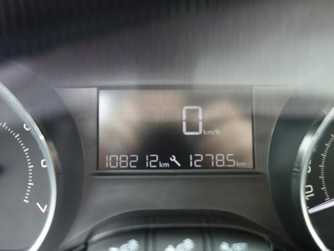 Peugeot 2008 2015r 1.2 benzyna 82km bezwypadkowy klima niski przebieg