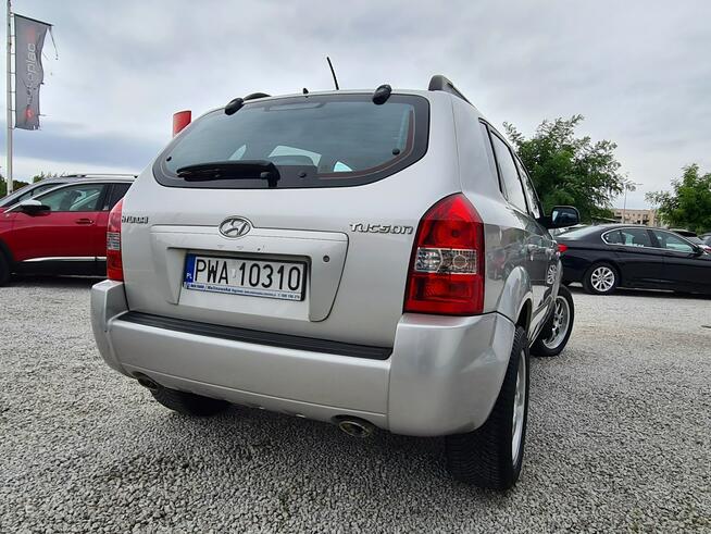 Hyundai Tucson 4x4 Skóra Grzane Fotele Klimatronik Halogeny Komputer Relingi Alu