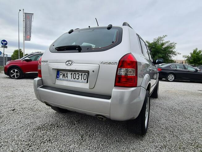 Hyundai Tucson 4x4 Skóra Grzane Fotele Klimatronik Halogeny Komputer Relingi Alu