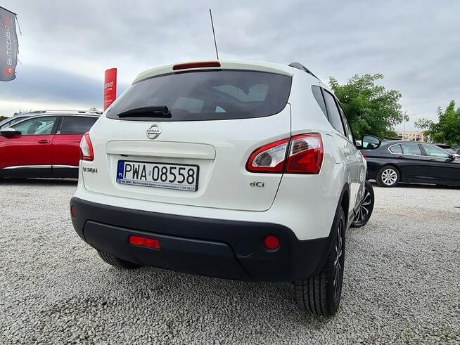 Nissan Qashqai 4x4 SzklanyDach Navi Kamera 360* Półskóry Klimatronik Sensory Alu