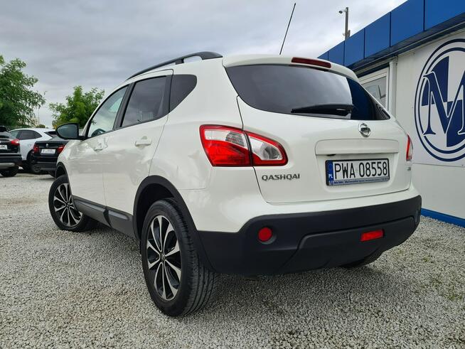 Nissan Qashqai 4x4 SzklanyDach Navi Kamera 360* Półskóry Klimatronik Sensory Alu
