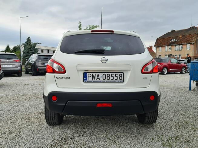Nissan Qashqai 4x4 SzklanyDach Navi Kamera 360* Półskóry Klimatronik Sensory Alu