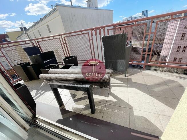 Mieszkanie z miejscem postojowym.