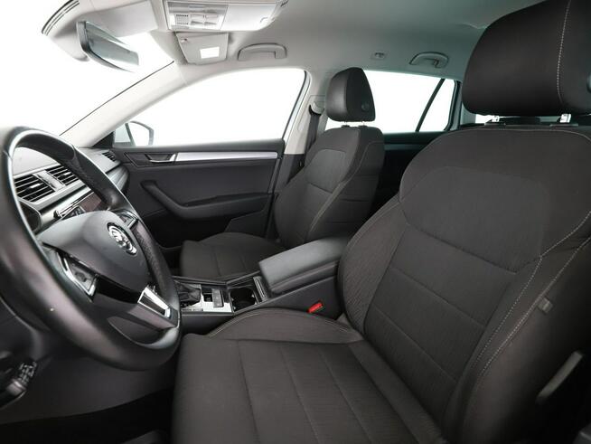 Škoda Superb 190KM, 4x4, Navi, Podg.fotele, tempomat