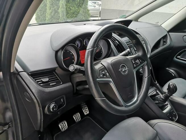 Opel Zafira 1.4Turbo 140KM OPC Klimatronic Tempomat Nawi Skóra Led Bixenon Serwis