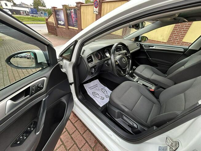 Volkswagen Golf 1,4 benzyna, panorama, ledy.