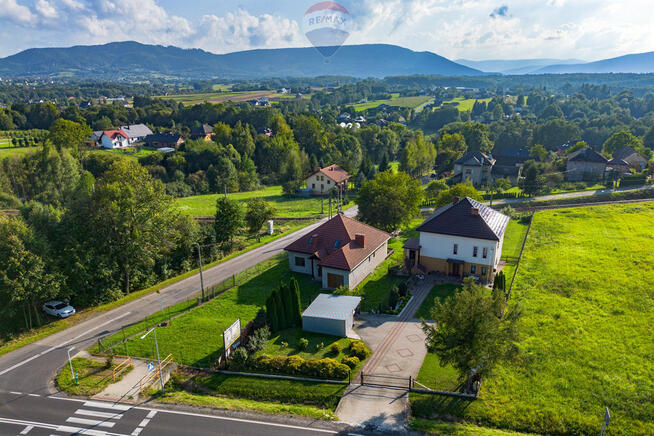 Dom z poddaszem użytkowym 175m2