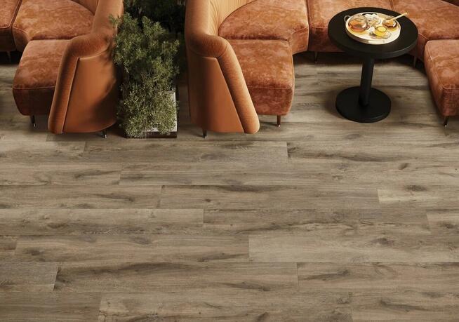 Stopnica drewnopodobna na schody 120x30 Guardian brown