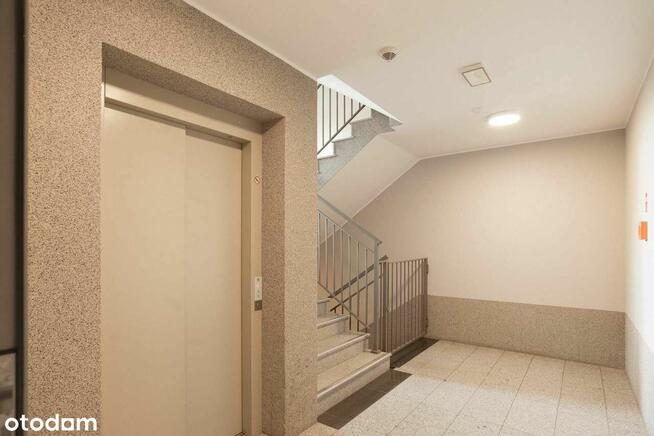 Na sprzedaż: mieszkanie 3 pok, 2 miejsca postojowe