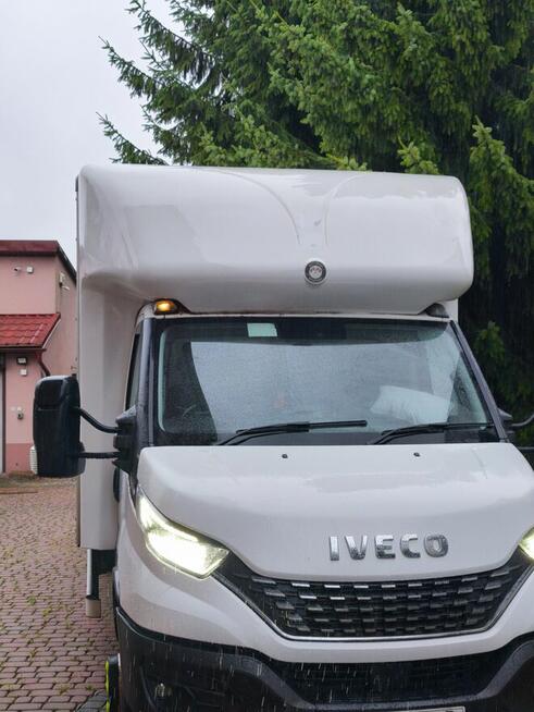 Zabudowa kontener 15ep Iveco Daily 70c18 5100mm rozstaw