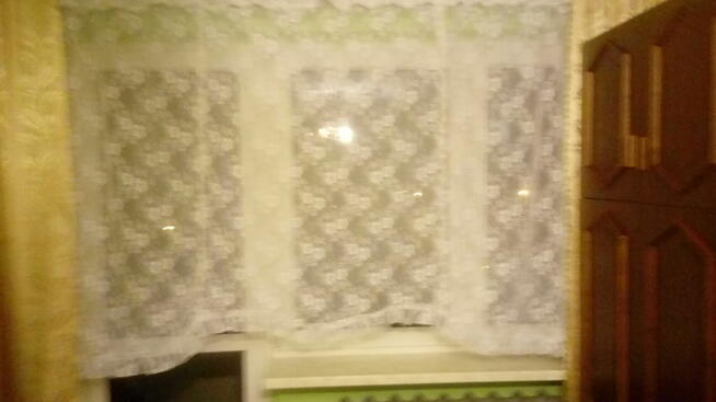 Gotowa firanka do parapetu