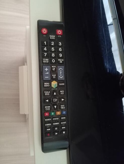 Telewizor Samsung LCD 32cale