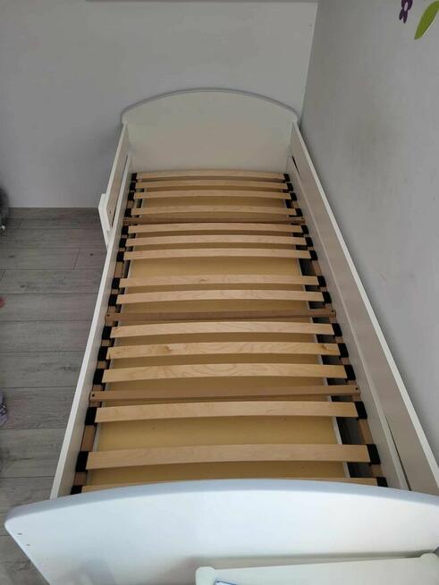 Oddam łóżko za kawę i czekoladę