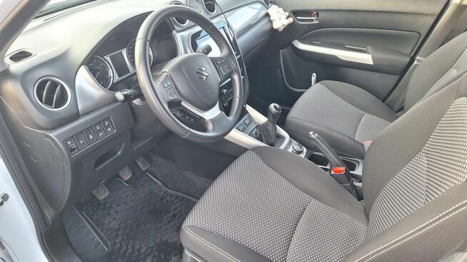 Sprzedam Suzuki Vitara 1.6 Premium 4WD 120KM 2018 r.