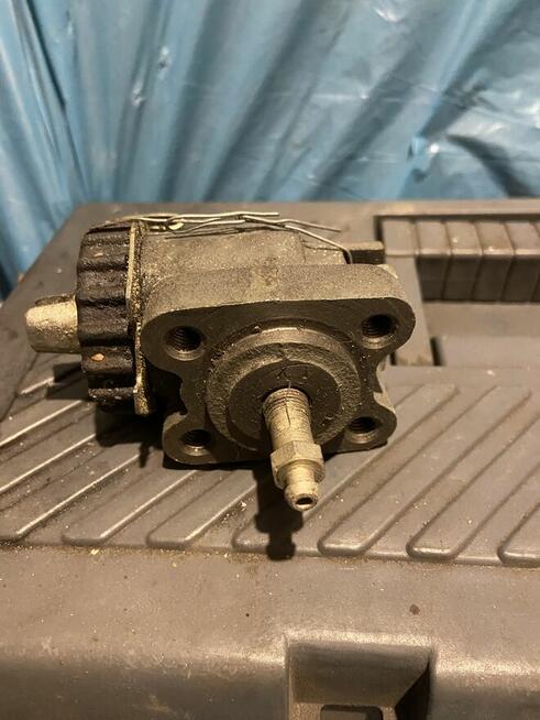 Pół cylinderek hamulcowy Warszawa , Żuk , Nysa