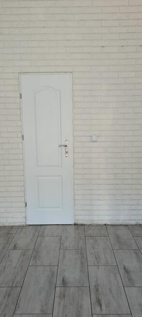 Lokal- front 16 m2 Centrum na sklep, usługi- 1000 zł