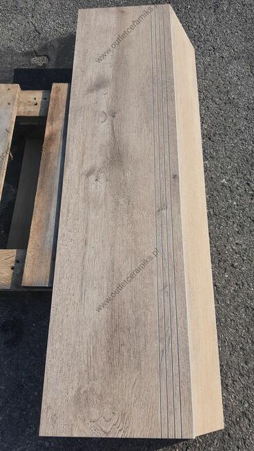 Schody drewnopodobne stopnice gres 120x30 Sentimental gat.1