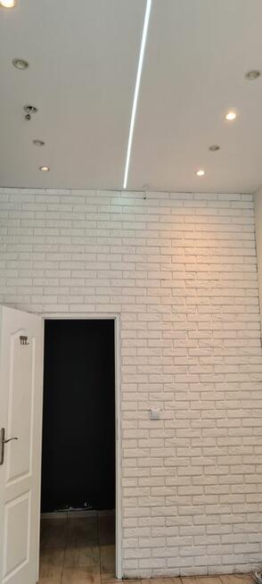 Lokal- front 16 m2 Centrum na sklep, usługi- 1000 zł