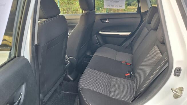 Sprzedam Suzuki Vitara 1.6 Premium 4WD 120KM 2018 r.