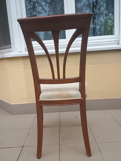 Stylowy, elegancki stół, drewniany, prostokątny rozkładany