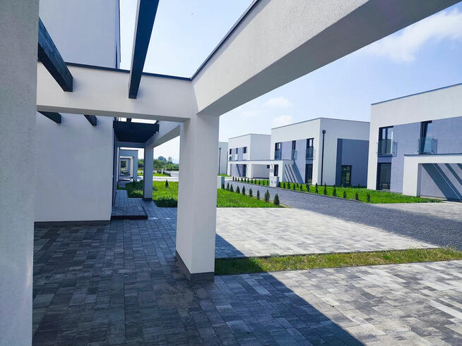 REZERWACJA NOWY DOM W KROŚNIE!