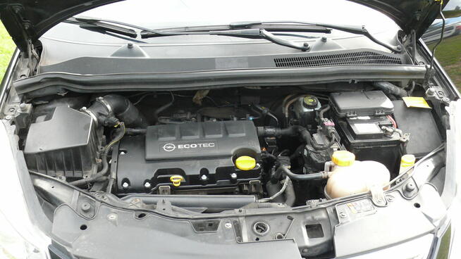 Opel Corsa 1,4 benzyna 2013r. Sprowadzona po opłatach