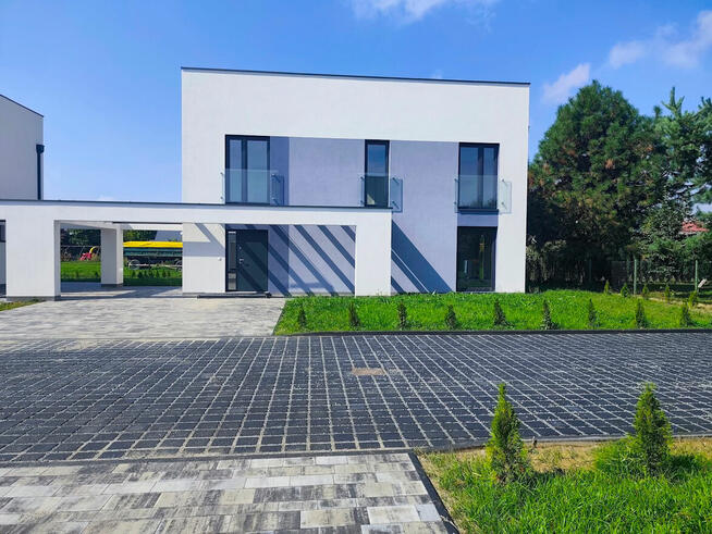 REZERWACJA NOWY DOM W KROŚNIE!