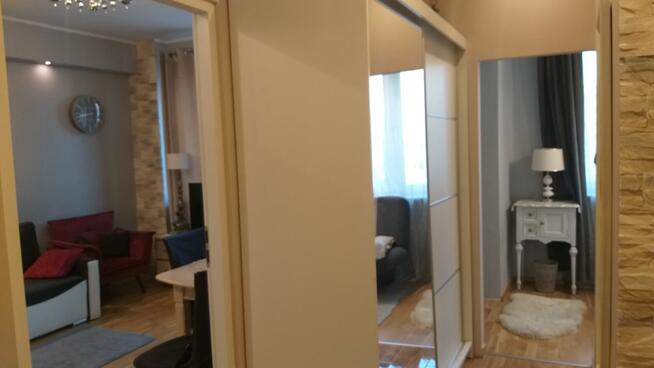 BEZP. Cena z czynszem, 2 pok. Marszałkowska, Metro Centrum !