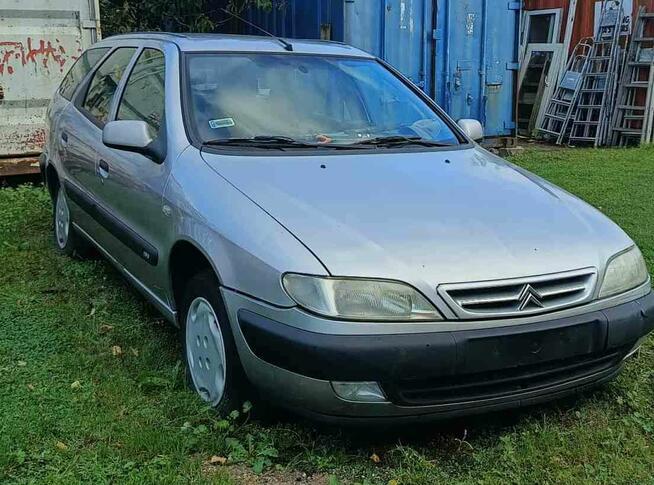 Citroen Xsara 1999 rok uszkodzony na części