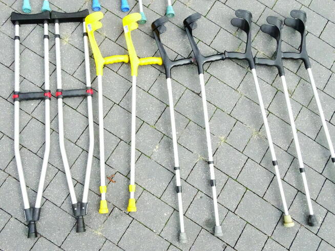Kule rehabilitacyjne, laski, kijki do chodzenia NORDIC WALKI