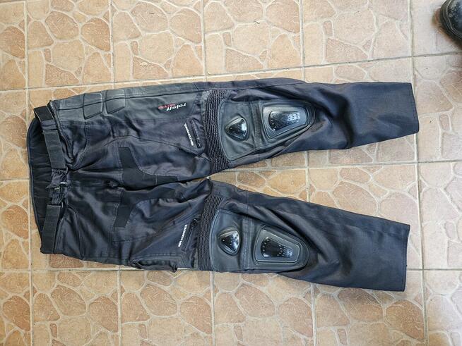 Ubiór ochronny dla motocyklisty