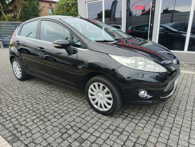 Ford Fiesta Ślicznotka Titanium mały przebieg