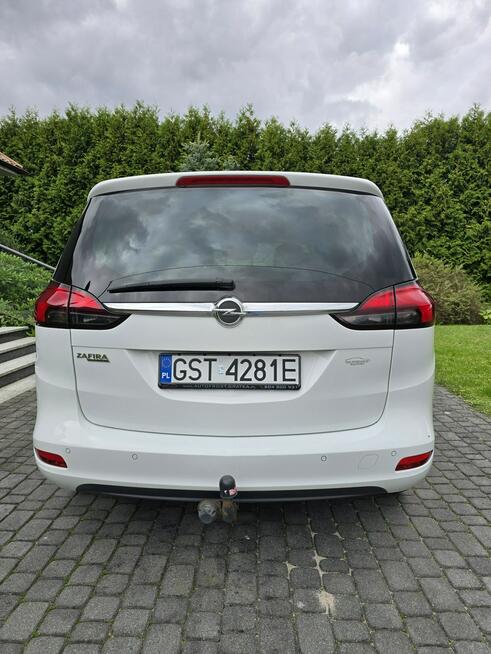 Opel Zafira 99 tys.