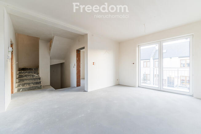 Nowoczesny segment z 2 miejscami postojowymi